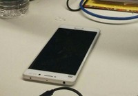 高配版售價超3500元 小米5真機圖曝光