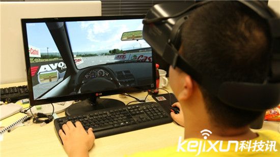 虛擬現(xiàn)實(shí)VR會(huì)取代智能手機(jī)：下一個(gè)潮流之巔