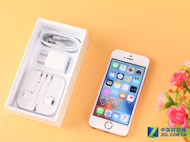 或?yàn)橛布?wèn)題 蘋(píng)果iPhone SE藍(lán)牙信號(hào)弱 