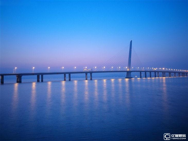 華為榮耀V8評測：極致科技集大成者 內(nèi)斗華為P9？