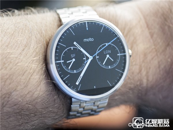 悲劇，Moto360一代確認無法升級Android Wear 2.0系統