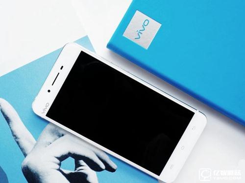 華為榮耀8和vivo X6 Plus對(duì)比評(píng)測(cè)1