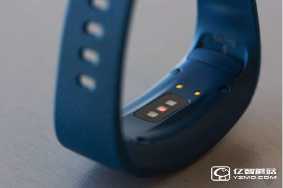 三星Gear Fit 2手環深度評測：1200元人民幣的價格 堪稱智能手環之巔