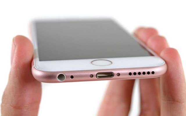 iFixit拆解專家：iPhone取消耳機插孔會損害耐用度