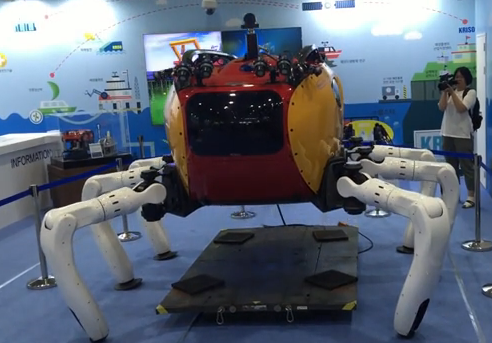 Crabster CR200水下探索機器人亮相：與螃蟹為靈感（視頻）