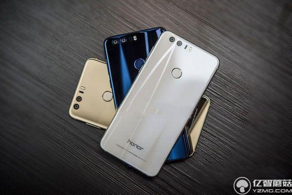 榮耀Note8和8買哪個(gè)好？續(xù)航拍照與對比總結(jié)