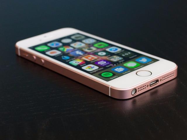 iPhone沒啥優勢了 <a href=/pc/ios/ target=_blank class=infotextkey>iOS</a>成蘋果唯一的看家法寶