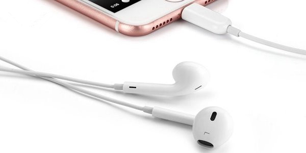iPhone7/Plus耳機(jī)物理按鍵失靈，官方稱即將修復(fù)