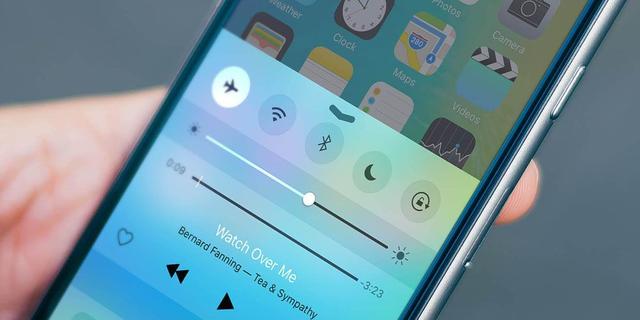 iPhone 7再曝新缺陷 關(guān)閉飛行模式后無(wú)服務(wù)