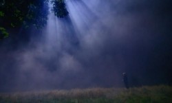 牛人給無人機(jī)配上1000w超亮LED燈：可夜間搜救