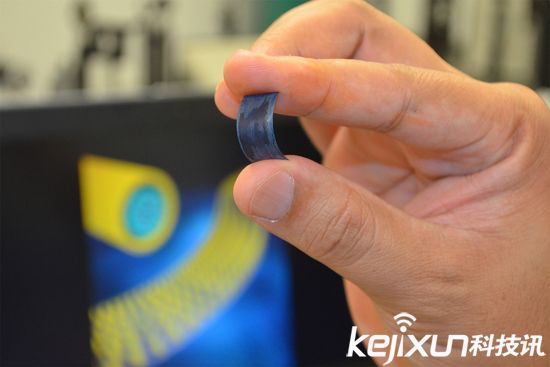 納米電池續航能力增20倍 幾秒完成手機充電