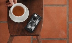 InkCase i7保護殼能讓你的iPhone變雙屏！低調奢華很霸氣