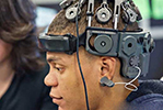 黑科技！腦控技術實現 VR將如臂使指？