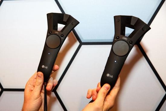完爆HTC Vive？新款LG VR頭顯亮相MWC