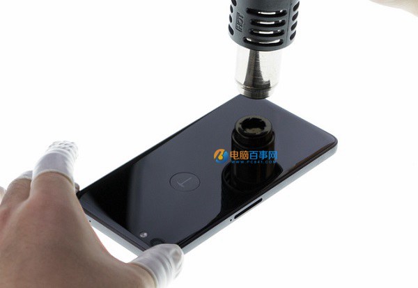 錘子T2后蓋怎么打開？錘子T2后蓋拆解教程