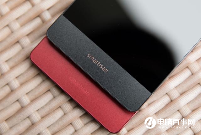 為什么都希望老羅出高端機(jī) 不讓錘子出款百元機(jī)？