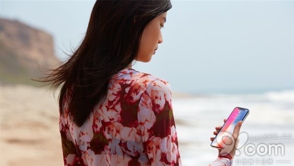 蘋果iPhone X續(xù)航表現(xiàn)出色，充電速度沒法忍
