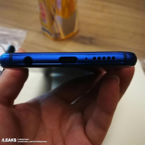 iPX側(cè)目！華為nova 3e真機360°曝光：雙玻璃劉海屏