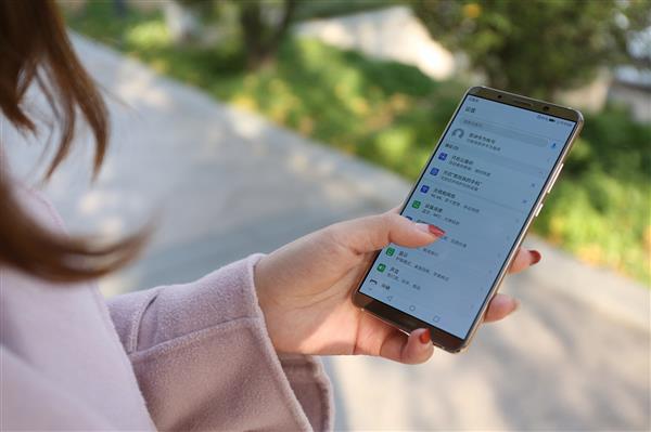 <a href=/tags/96-0.html target=_blank class=infotextkey>華為</a>Mate 10升級(jí)人臉解鎖：可能是最好用的<a href=/mobile/android/ target=_blank class=infotextkey>安卓</a>人臉識(shí)別