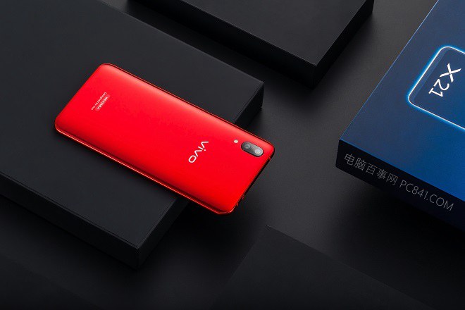 vivo Z1和vivo X21哪個好？vivo Z1對比X21秒懂區別
