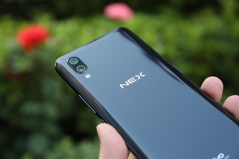 首發升降式相機 vivo NEX評測：這才是未來的手機