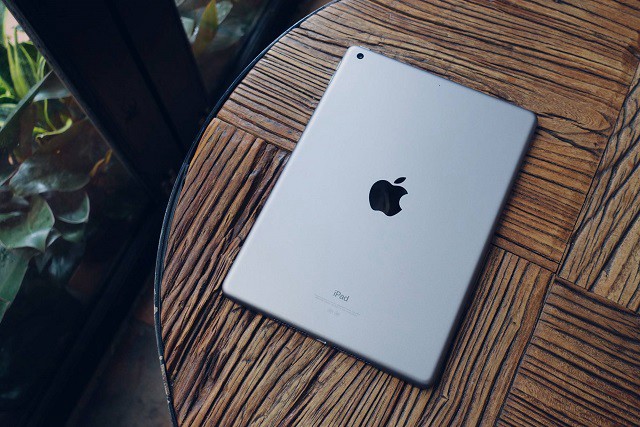 小米平板4和iPad 2018哪個好？2018新iPad對比小米平板4區別