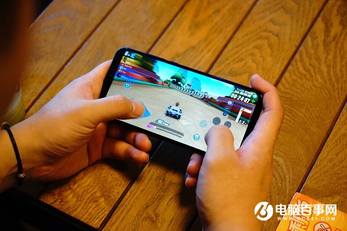 vivo Z1和榮耀8X哪個好？榮耀8X和vivo Z1區別對比