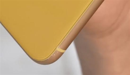 蘋果iPhone XR手機跌落測試：比起XS來果然差遠了