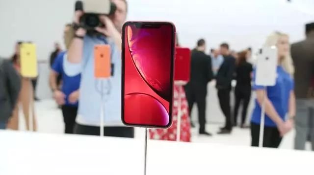 新iPhone支持5G暫時(shí)沒(méi)戲？iPhone體驗(yàn)5G網(wǎng)絡(luò)比Android多等一年？