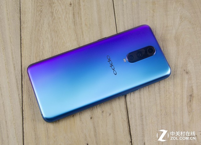 OPPO R17 Pro快速充電測(cè)試：SuperVOOC超級(jí)閃充回血有多快？